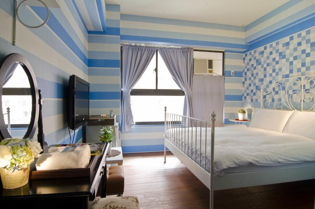 Star Hostel Тайчжун Екстер'єр фото